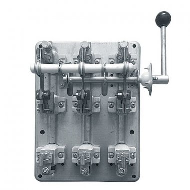 Фотография товара 'EKF Разъединитель РПБ-6 630А правый привод без ППН PROxima rpb-630'