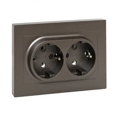 Фотография товара 'EKF UP1-SOM-210 Механизм розетки двойной, 16А, с заземлением, без шторок, с рамкой'