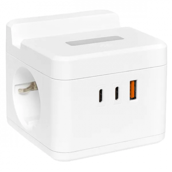 Фотография товара 'EKF UBA-CUB-2-FC Удлинитель "Куб" 2 гнезда 1USB + 2Type C с быстрой зарядкой'